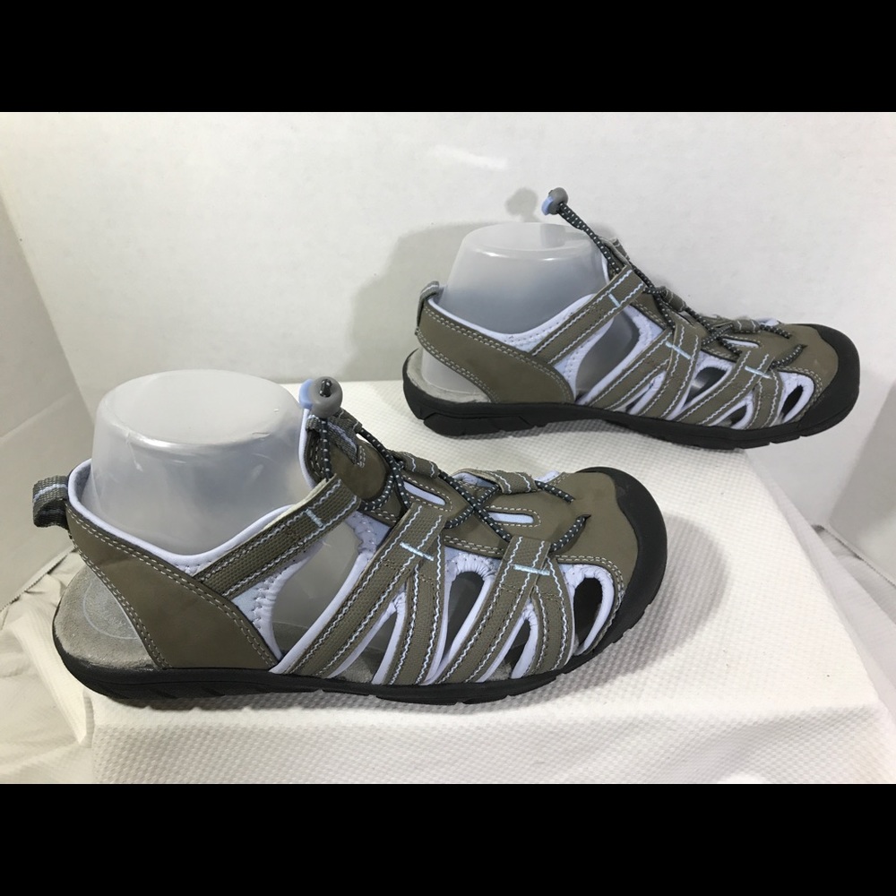 Alpine Design Wmn’s Sz 8 Sandals #A82